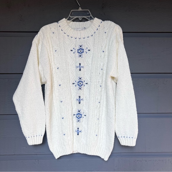 VINTAGE CARRIAGE COURT CABLE KNIT OVERSIZE SWEATER SIZE M - Picture 11 of 11